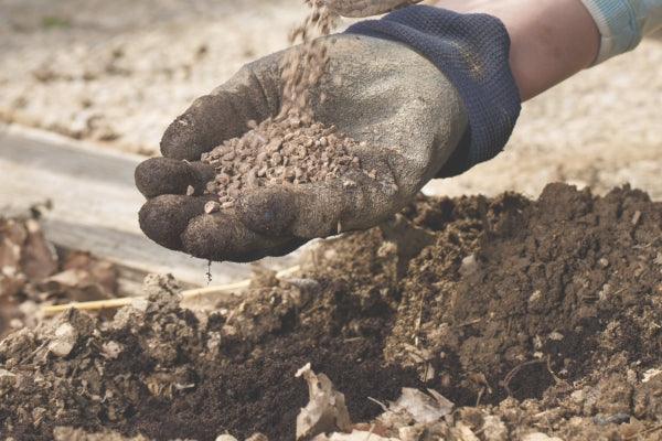 Humic acid: What is it? - Aurafuel